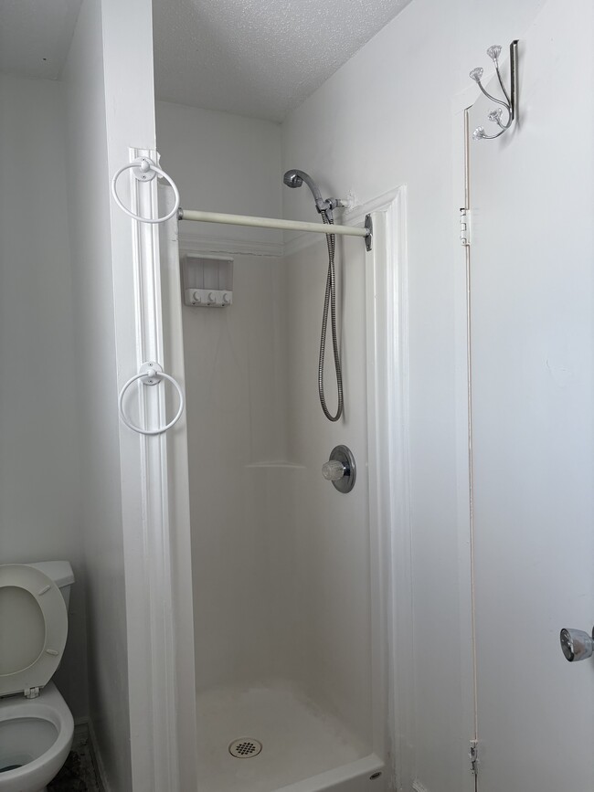 Building Photo - 5808-5849 49 St