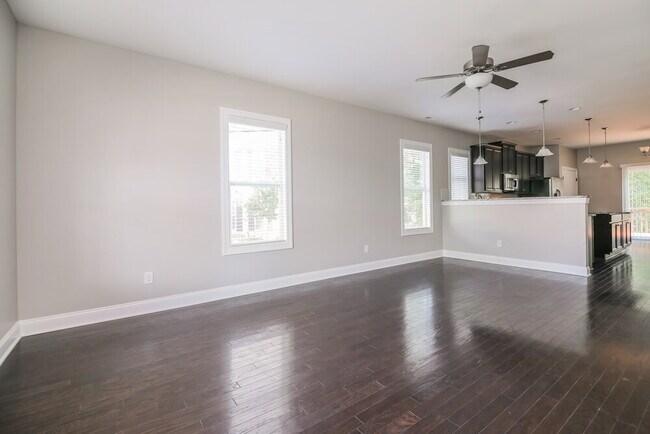 Building Photo - 62 Tall Oak Ct