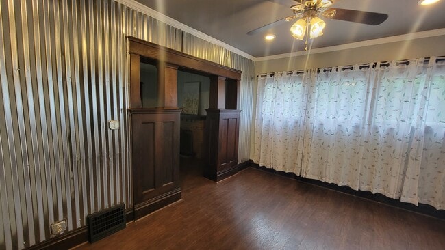 Foto del edificio - 765 E Buchtel Ave