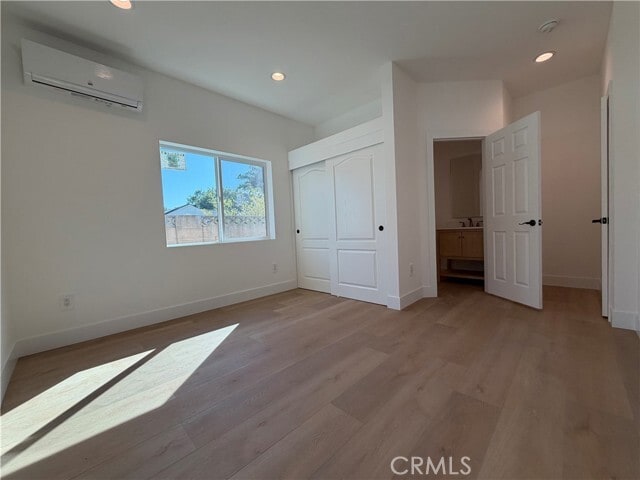 Building Photo - 12556 Kenwood Ln