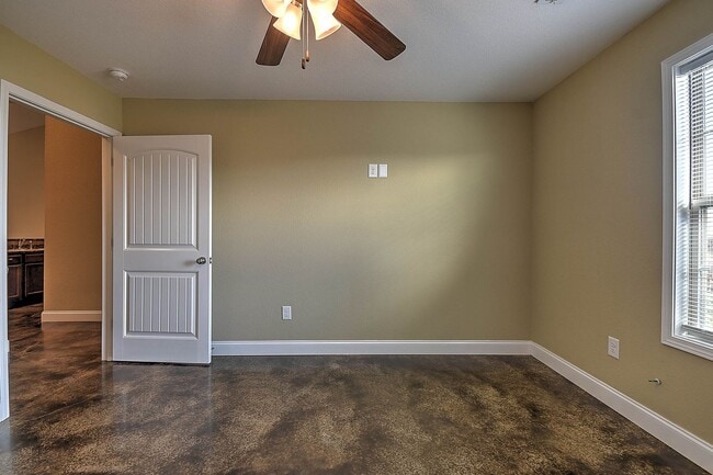 Building Photo - 49 Sutter Pl