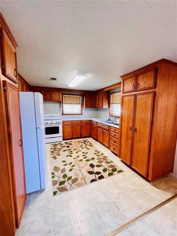 Foto del edificio - 12107 Sandpiper Rd