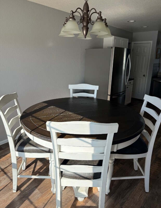 Foto del edificio - 6743 Harvey Ln