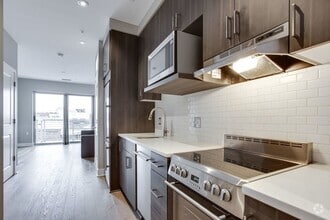 Building Photo - 2550 17th St NW