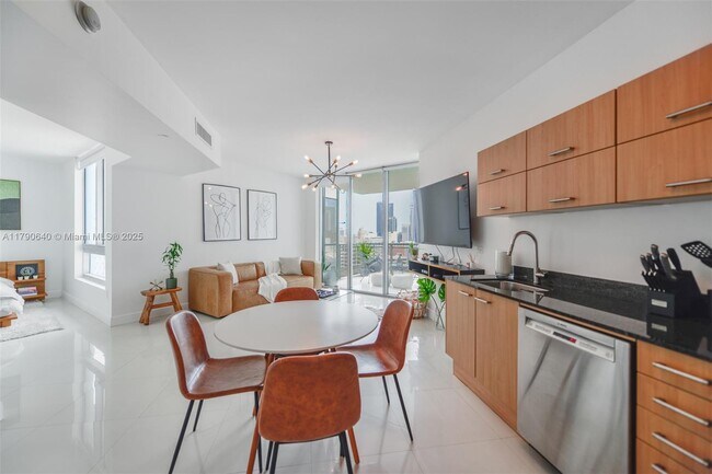 Foto del edificio - 350 S Miami Ave