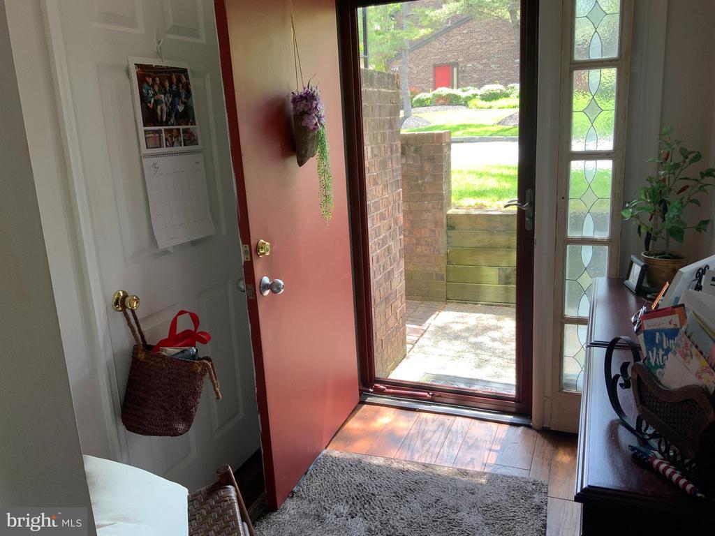 Primary Photo - 403 MOUNTAINVIEW Dr