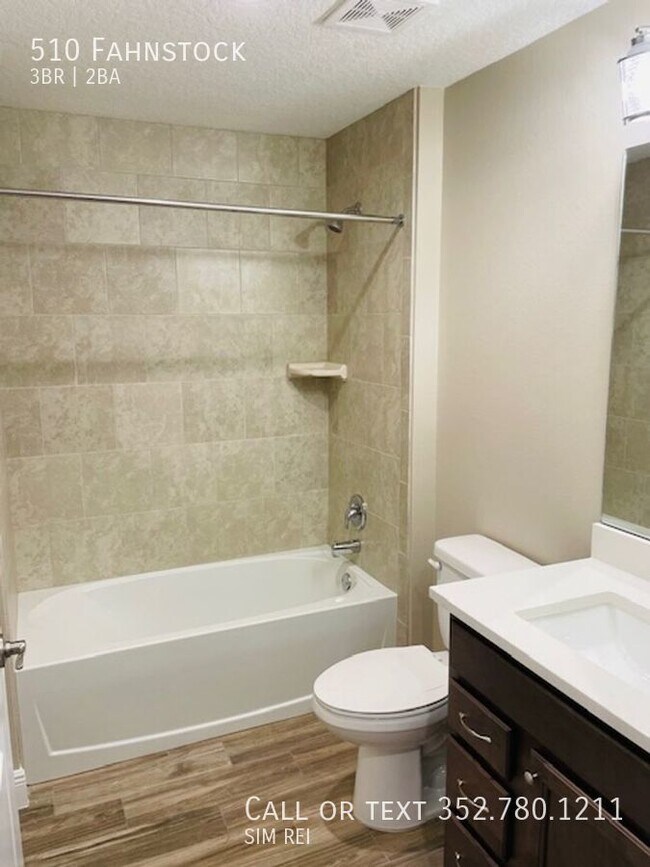 Building Photo - Modern 3 Bed 2 Bath in Eustis!