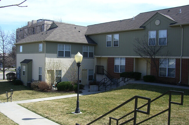 Foto del edificio - Turtle Hill Townhomes