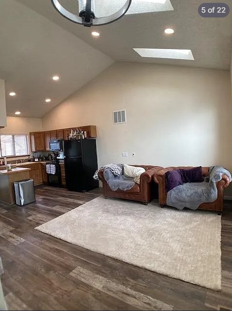 Building Photo - 8773 Bellcove Cir