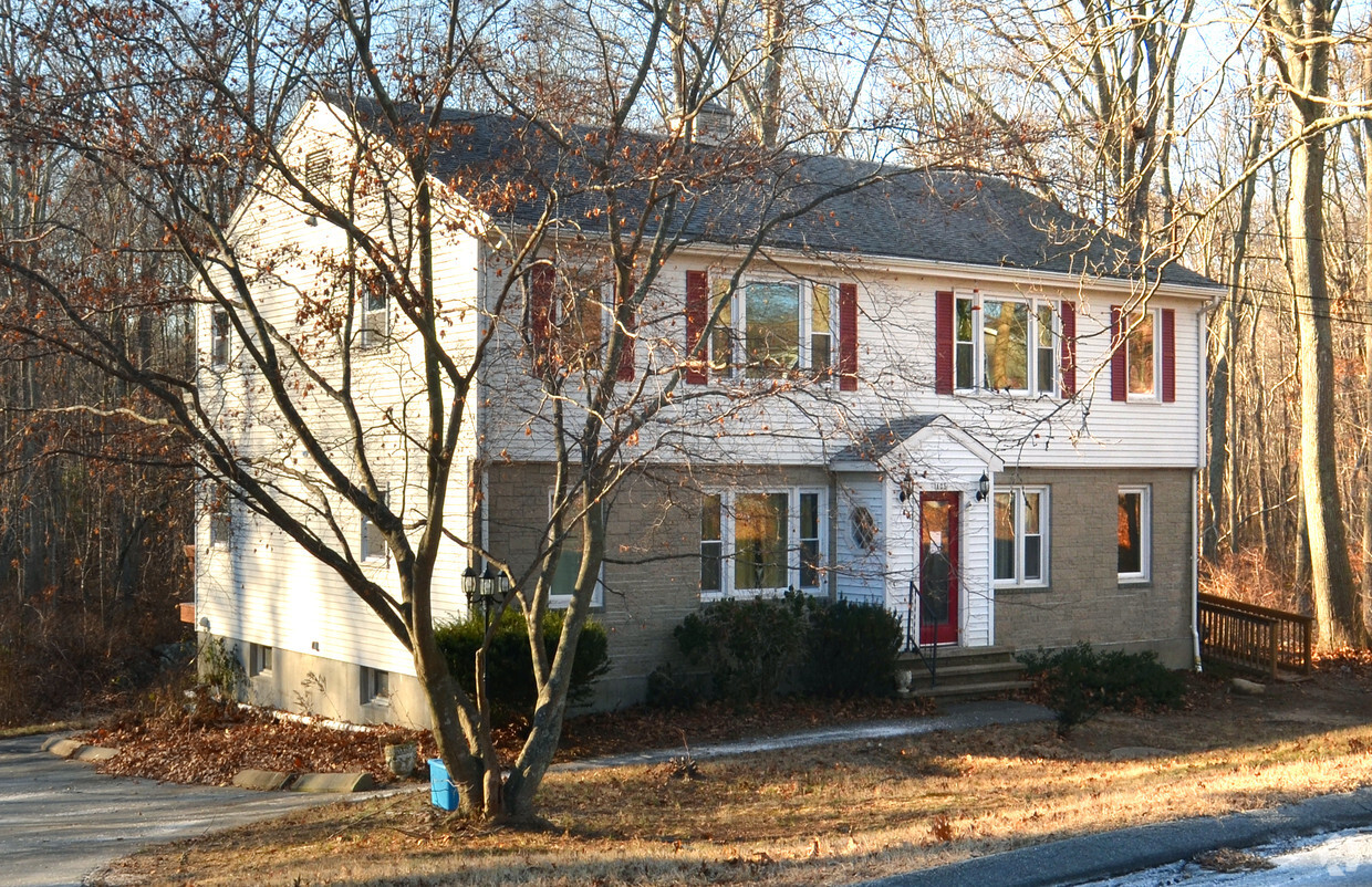 Primary Photo - 405 Noank Ledyard Rd