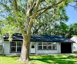 Building Photo - 3308 Ridgewood Dr