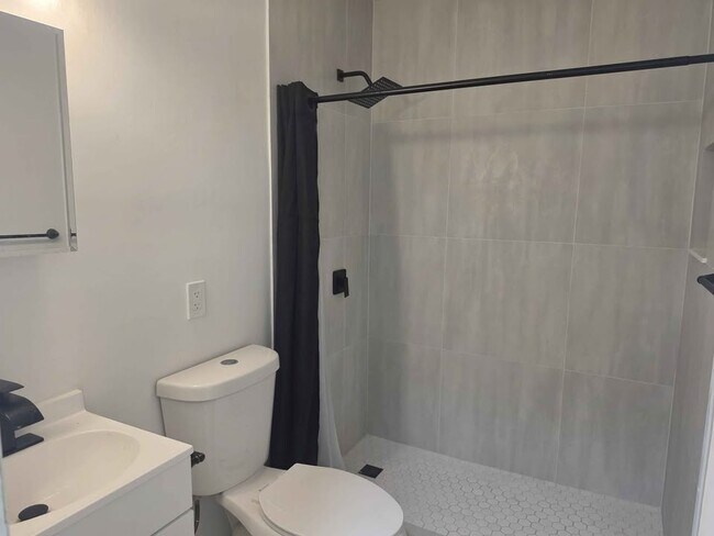 Bathroom - 2930 NW 32nd St