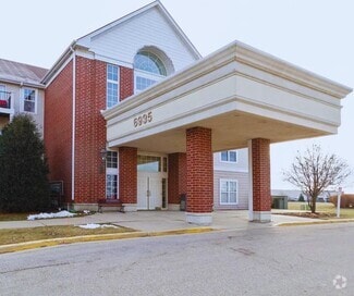 Building Photo - 6935 70th Ct