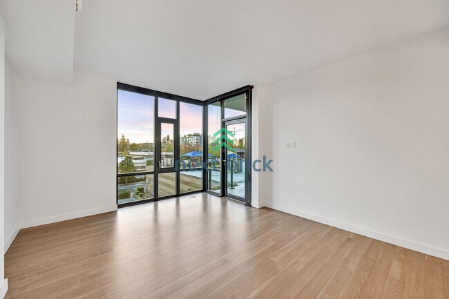 Foto del edificio - Downtown Bellevue Luxury 1B1B – Available ...