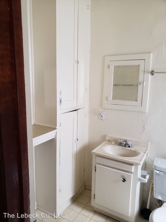 Foto del edificio - 1107 Tijeras Ave NW