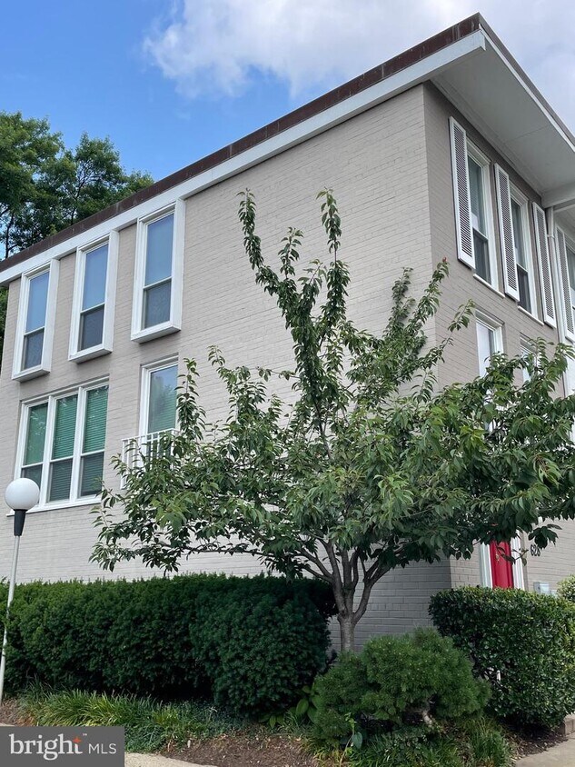 Primary Photo - 628 3rd St SW