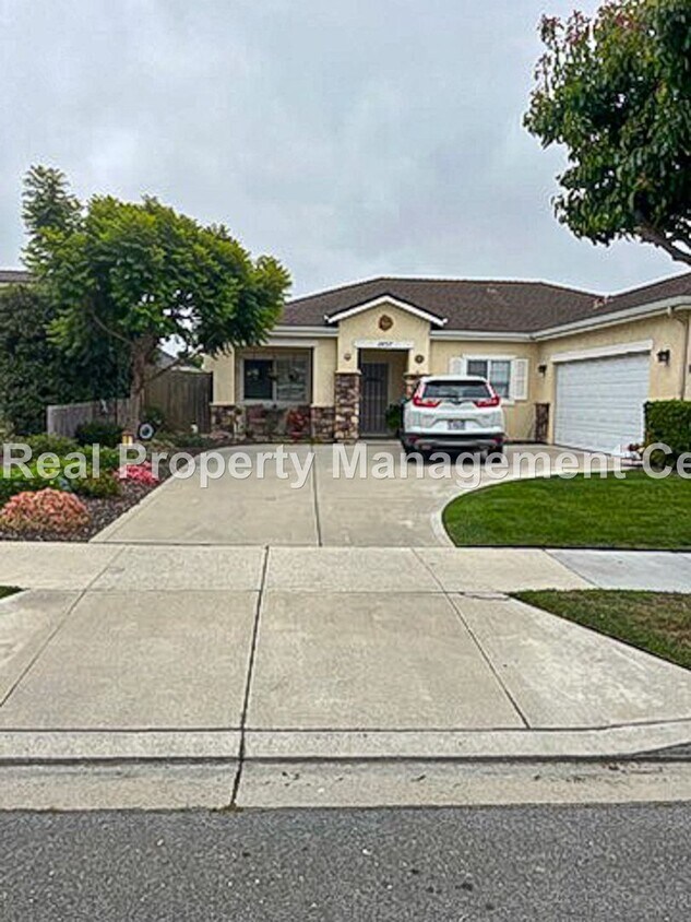 1457 Cedar St, Arroyo Grande, CA 93420 House Rental in Arroyo Grande
