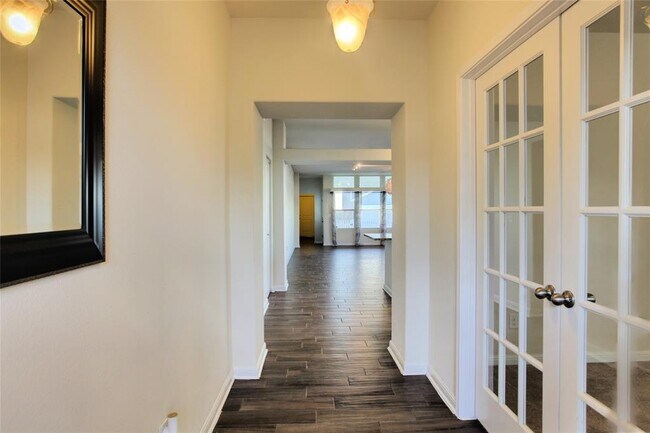 Building Photo - 1653 Arbor Knot Dr