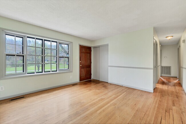 Foto del edificio - 8848 W Simpson Rd