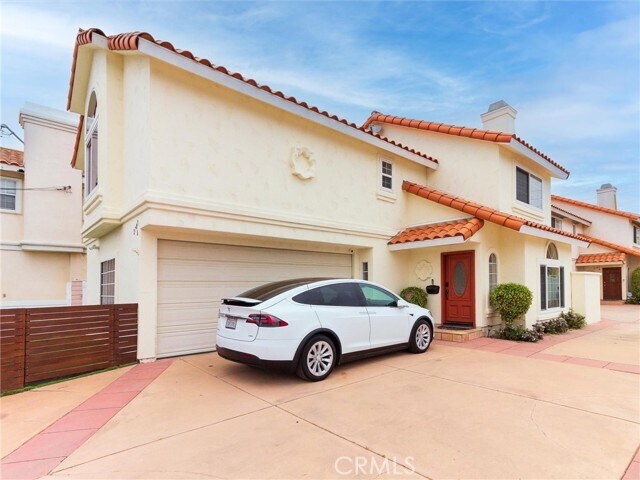 Foto del edificio - 2703 Huntington Ln