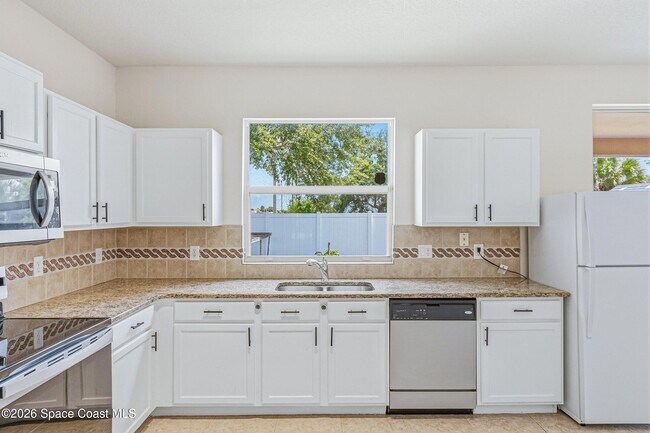 Building Photo - 3747 Mt Carmel Ln