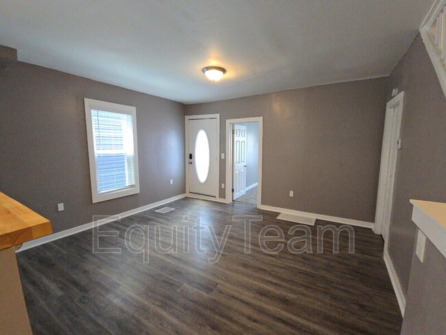 Building Photo - 3314 Graydon Ave