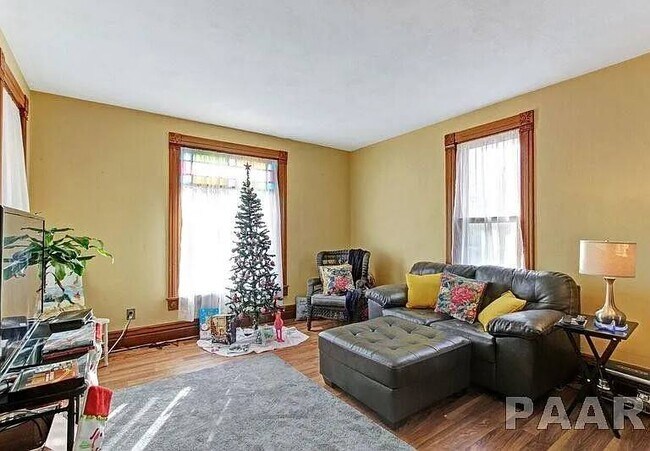 Foto del edificio - 313 W Thomas St