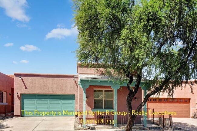Building Photo - 3 Bed / 2 Bath Single Family Home