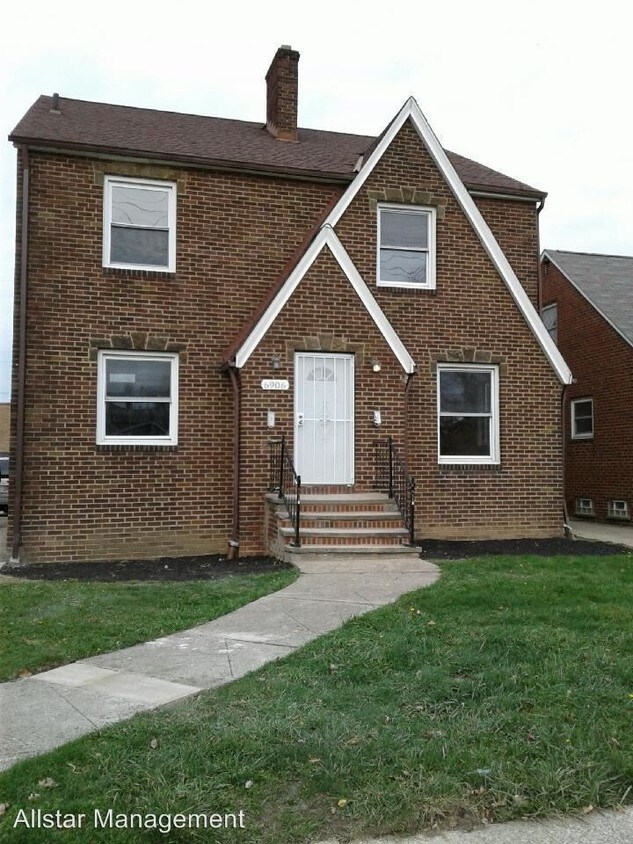6906 Snow Rd, Parma, OH 44129 House Rental in Parma, OH
