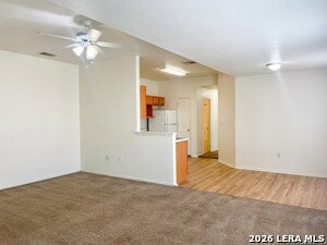 Foto del edificio - 15418 Kamary Ln