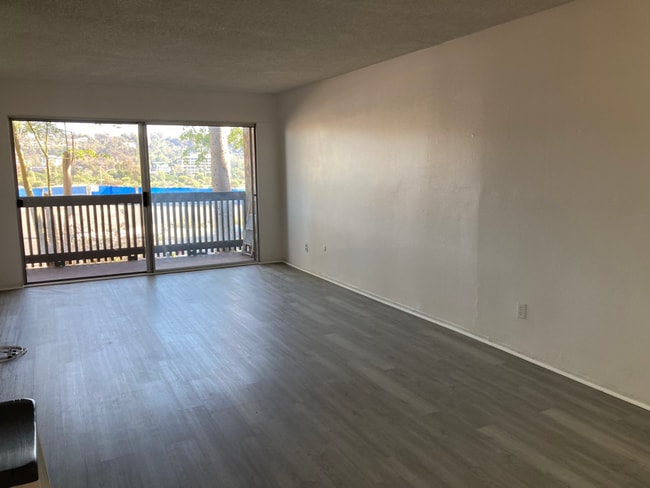 Building Photo - 6416 Friars Rd