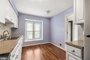 Building Photo - 128 Wooden Carriage Dr