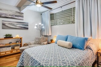 Building Photo - 75-5873 Walua Rd C