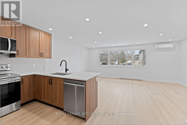 Photo du bâtiment - 96 Fieldrow St