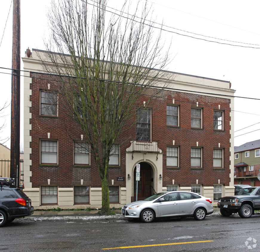 Building Photo - Ritz Manor