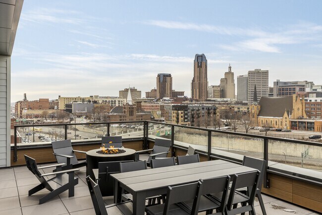 Foto del edificio - Balsam on Broadway