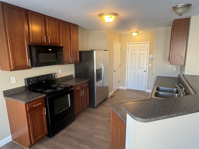 Foto del edificio - 410 Briarcommon Dr