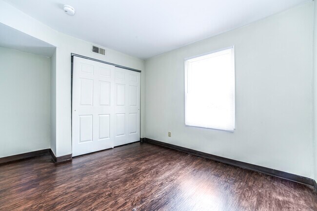 Foto del edificio - 152 W Lee St