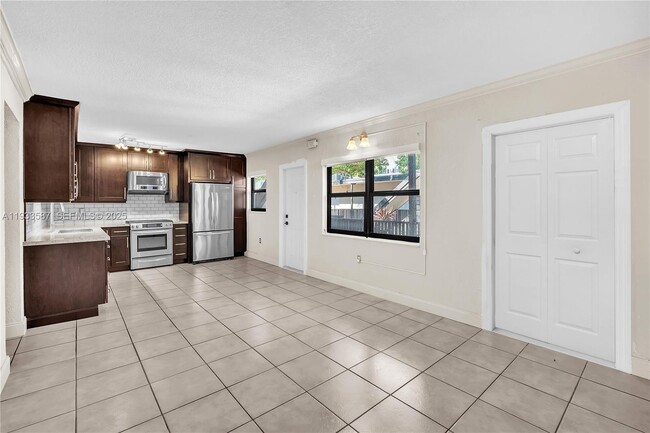 Building Photo - 3265 Virginia St