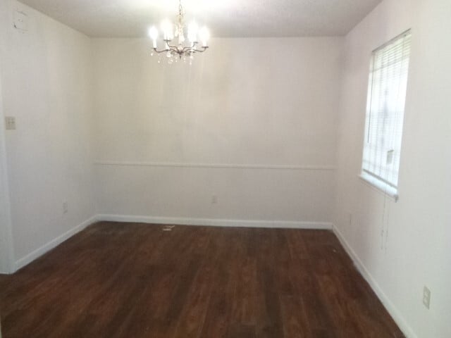 Building Photo - 15835 Cardono Ln