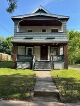 Building Photo - 10302 Lamontier Ave