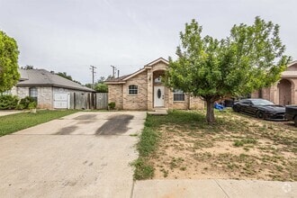 Building Photo - 753 Snake Dr