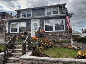 Building Photo - 329 Hamilton Ave