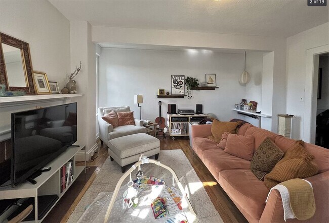 Building Photo - 7 Craigie Circle Apt #25, Cambridge, MA 02...