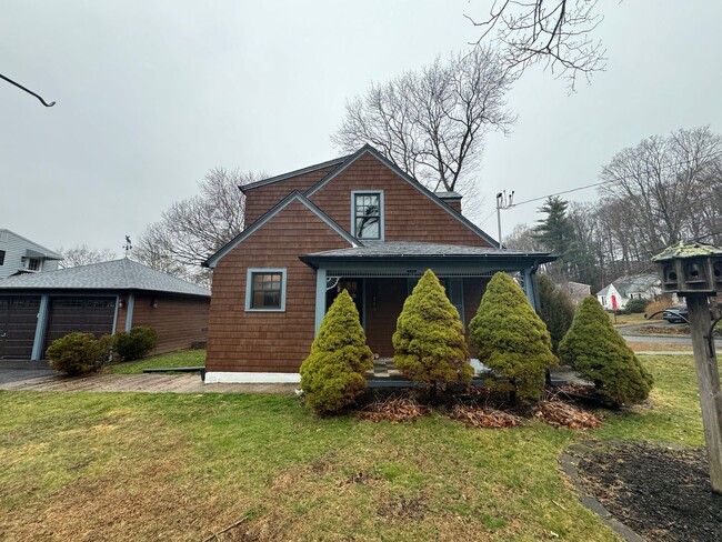 Building Photo - Charming Cape Cod Home with Updated Kitche...