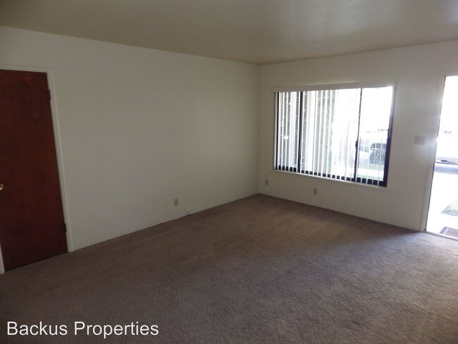 Building Photo - 2 br, 1 bath House - 797 W. Acacia St.