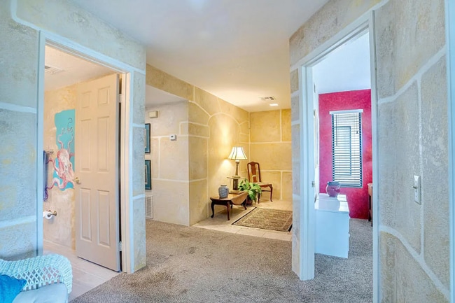 Building Photo - 35200 Cathedral Canyon Dr