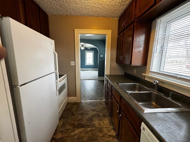 Foto del edificio - 1201 3rd Ave SW