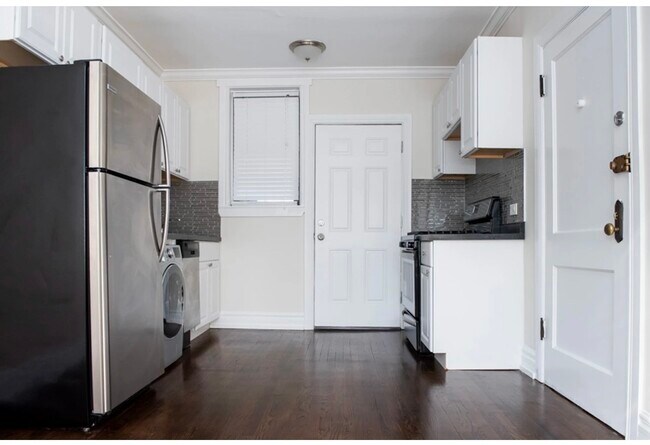 Foto del edificio - 1056 W Lill Ave