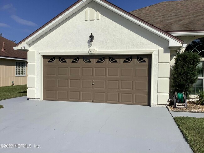 Building Photo - 1676 Trafalgar Ct